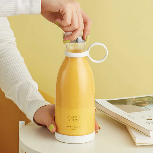 Crayank Portable USB Rechargeable Blender for Fresh Juices and Smoothies