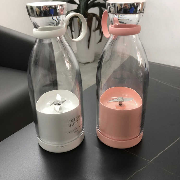 Crayank Portable USB Rechargeable Blender for Fresh Juices and Smoothies